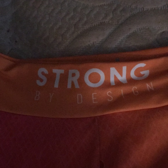 Strong by design orange and pink-red leggings with pattern - Picture 5 of 6